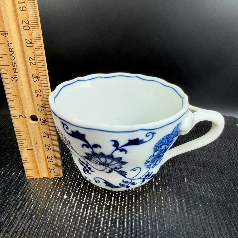Blue Danube Tea Cup and Saucer Set‎ Blue Onion Floral Porcelain Scalloped Rim
